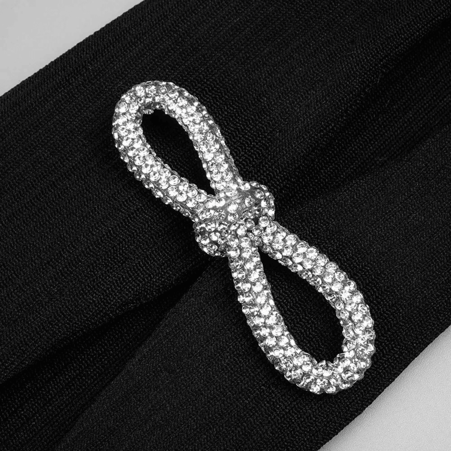 Robe Sewelry